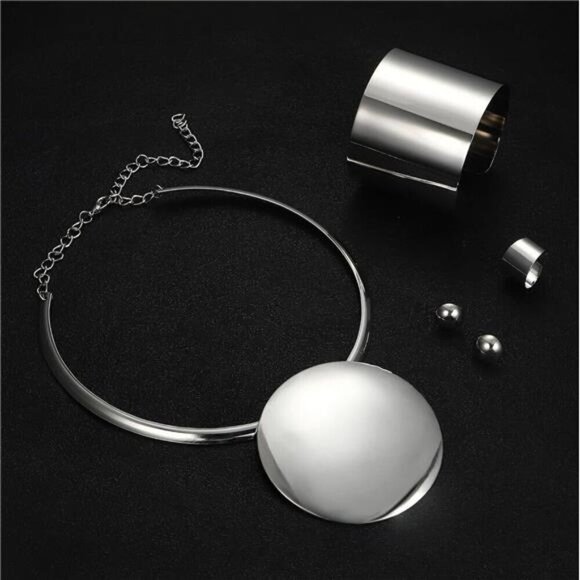 Bohemian Silver Statement Jewelry Set – Collar Necklace, Cuff & Stud Earrings - Picture 5 of 5